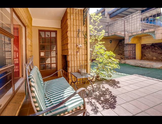 3 BEDROOM APARTMENT FOR SALE IN WINDSOR EAST